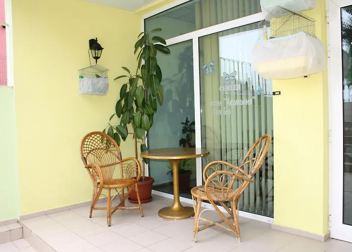 ホテル Harmony Family ネセバル