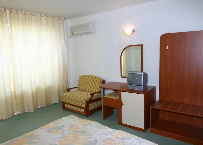 ホテル Harmony Family 2*